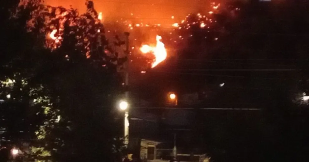 El trabajo articulado de instituciones, logró contener el fuego.