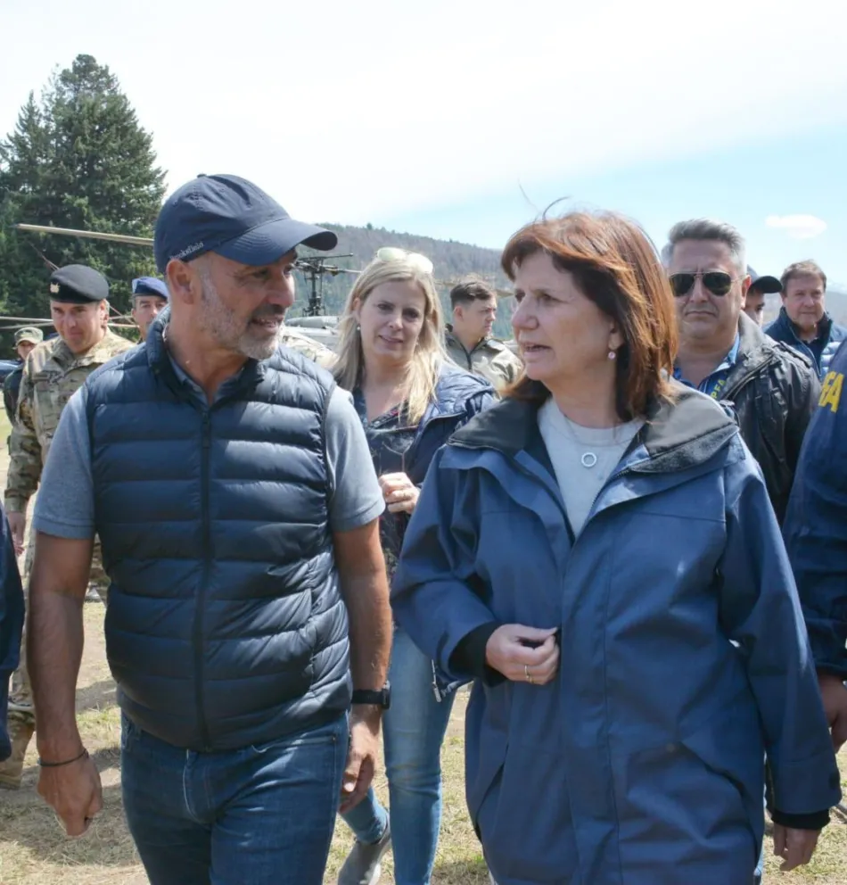 Juan Martin acompañó a Patricia Bullrich y a Luis Petri durante la recorrida por El Bolsón. 