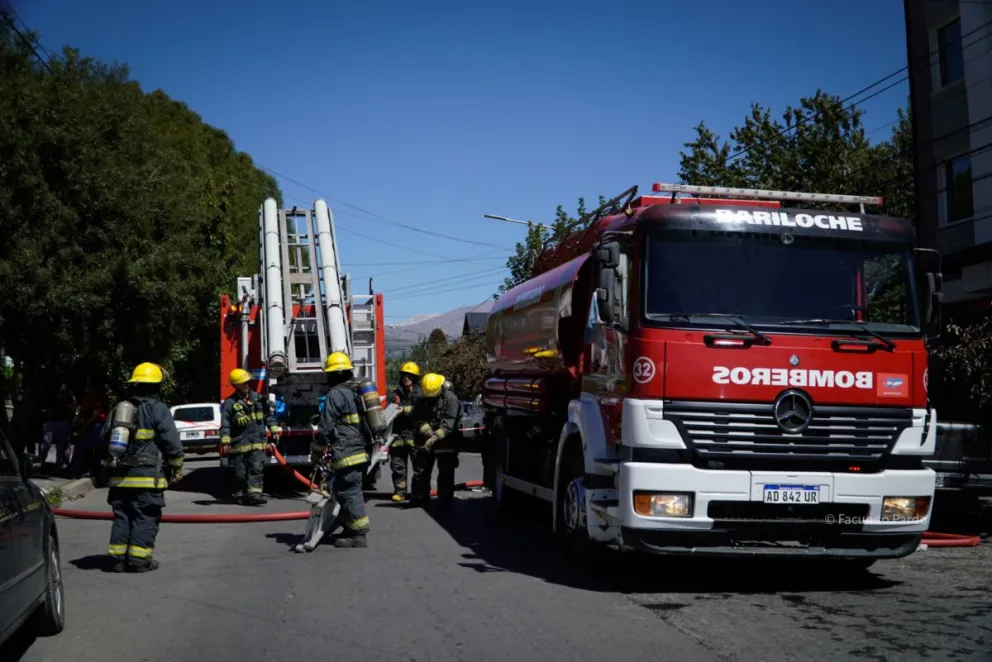Un incendio que pudo haber sido peor. / Fotos: Facundo Pardo 