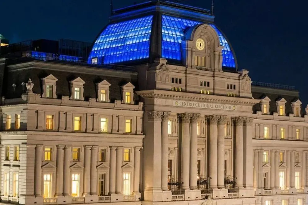 En la planta baja del ex CCK está la Tienda del Mercado de Artesanías Argentinas.