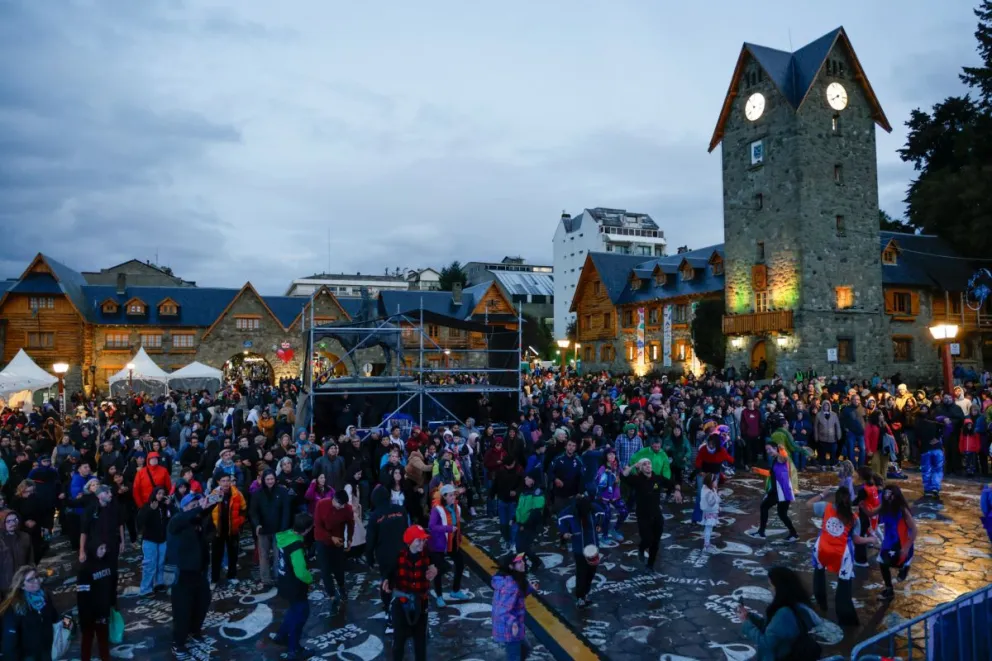 Mirá todo lo que se vivió y preparate para el último día de carnaval / Fotos Euge Neme 
