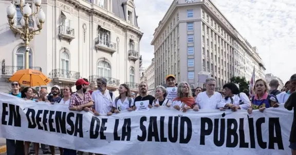 Renuncia masiva de médicos del Ministerio de Salud