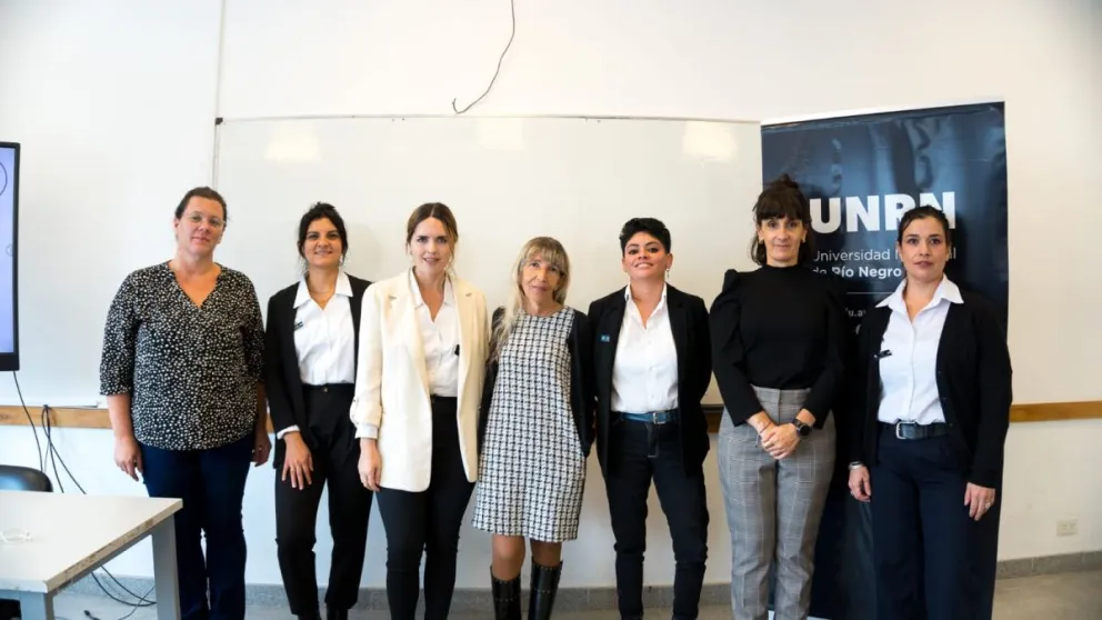 El equipo de Capacitación sobre violencia de género de la Comisaría de la Familia Bariloche