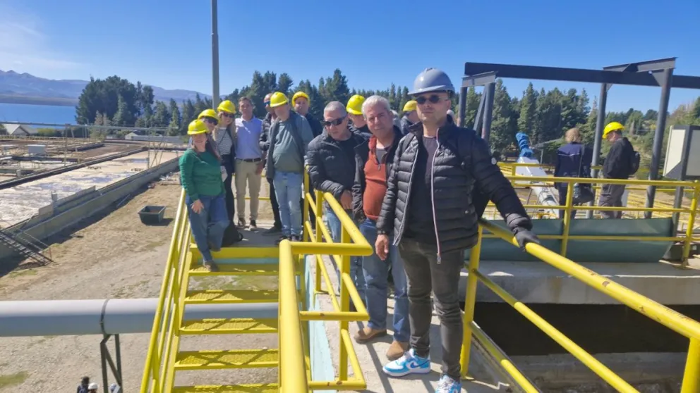 Más de 40 gerentes, técnicos y directivos de la Federación de Compañías de Aguas de Israel visitó la Planta.