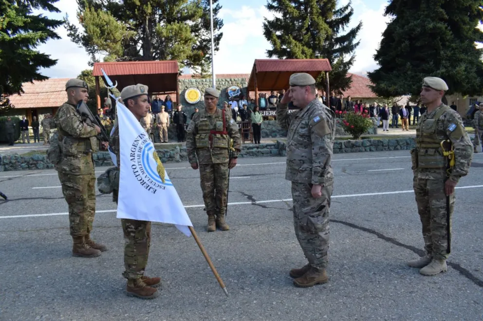 La Escuela Militar de Montaña, nació el 20 de marzo de 1964.