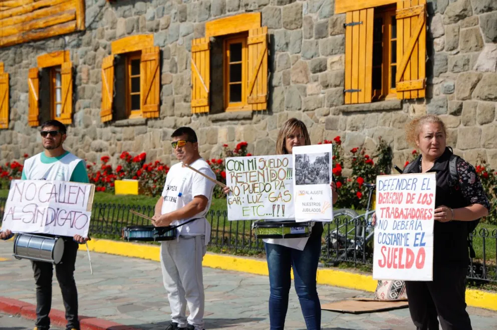 Esta mañana en el Centro Cívico. Fotos de Eugenia Neme.
