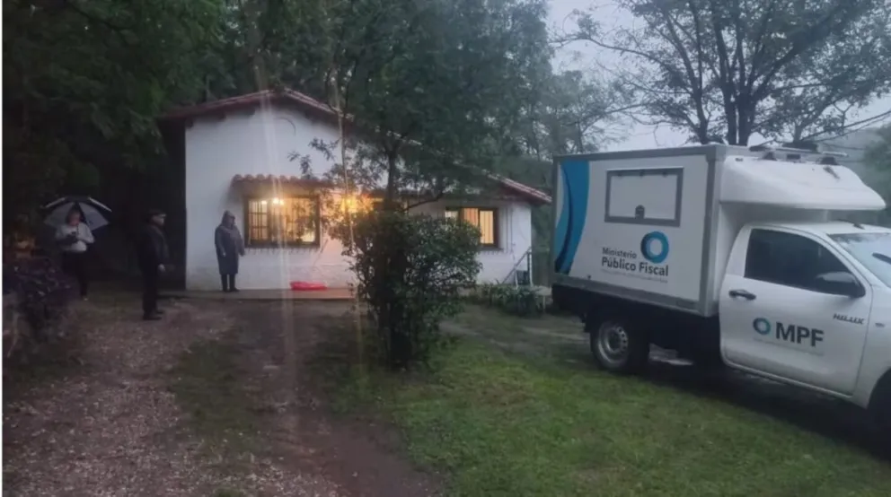 El cuerpo de la víctima fue encontrado por sus padres en la casa del femicida.