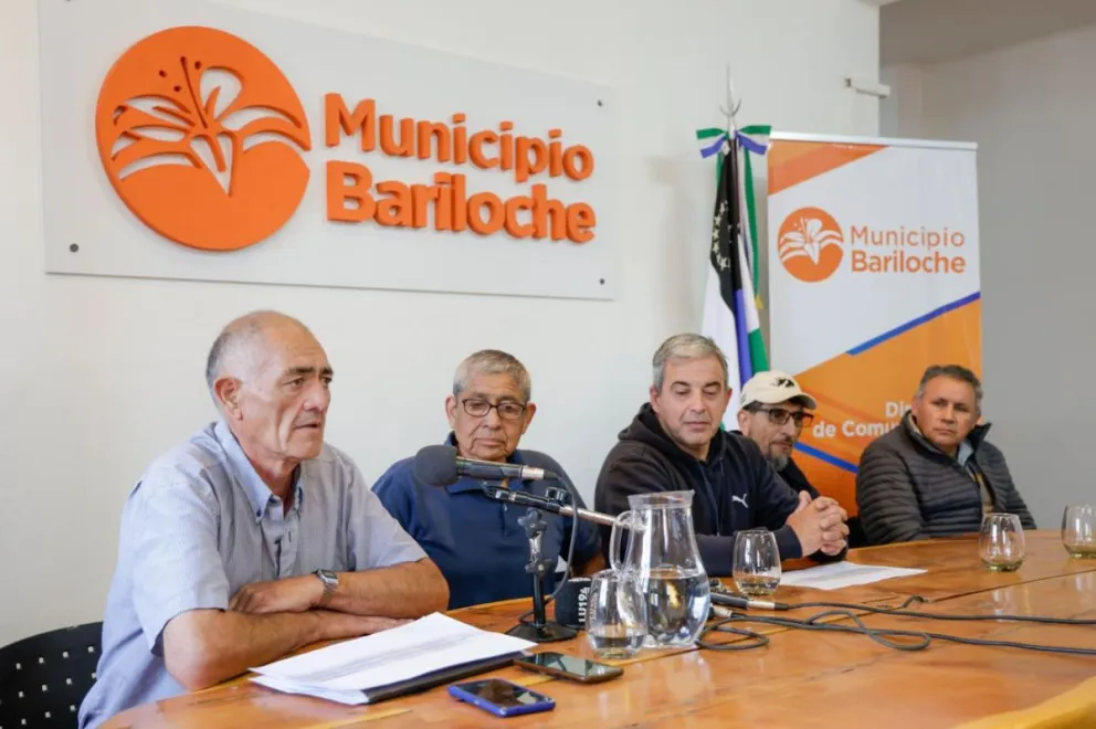 La conferencia de esta mañana. Fotos de Eugenia Neme.
