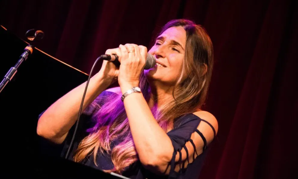 Adriana Nano.