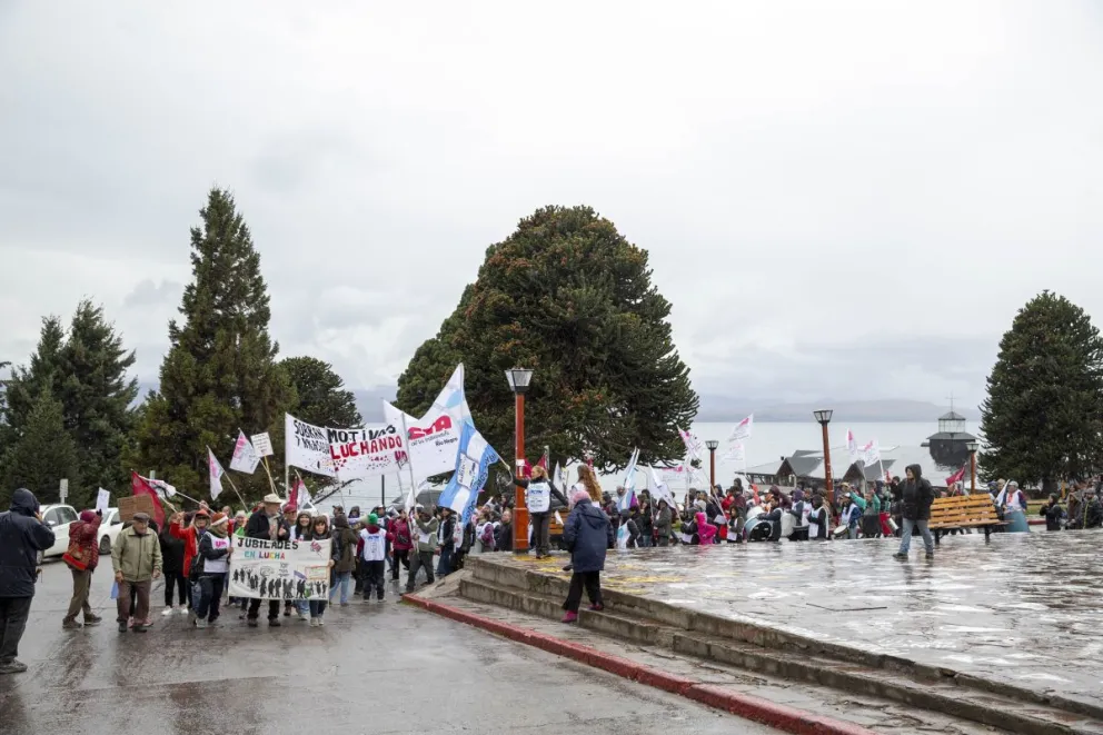 Paro y movilización por la medida de fuerza convocada por la CGT (fotos: Eugenia Neme) 
