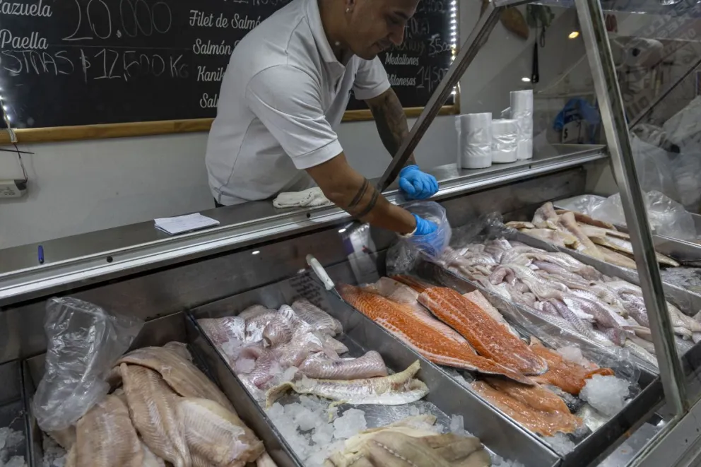 Hay que apurarse para no quedarse sin pescados frescos / Fotos Euge Neme 