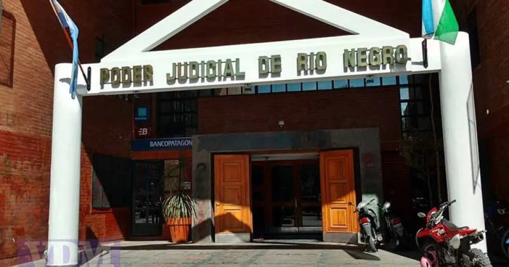 Las investigaciones dieron cuenta de que la agente figuraba con múltiples empleadores según los registros previsionales y las bases de datos de AFIP y ANSES.