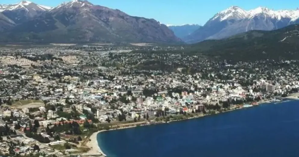 Se buscará promover acciones que generen apoyo y consenso entre autoridades y organizaciones para reconocer a los jóvenes como sujetos activos y críticos de derecho.