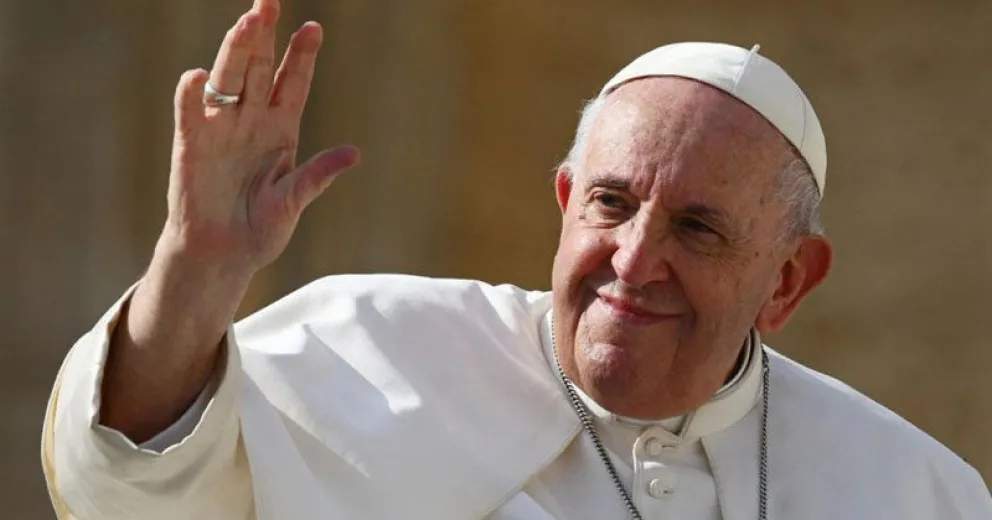 La adhesión al duelo por la muerte del Papa Francisco contempla medidas simbólicas e institucionales.