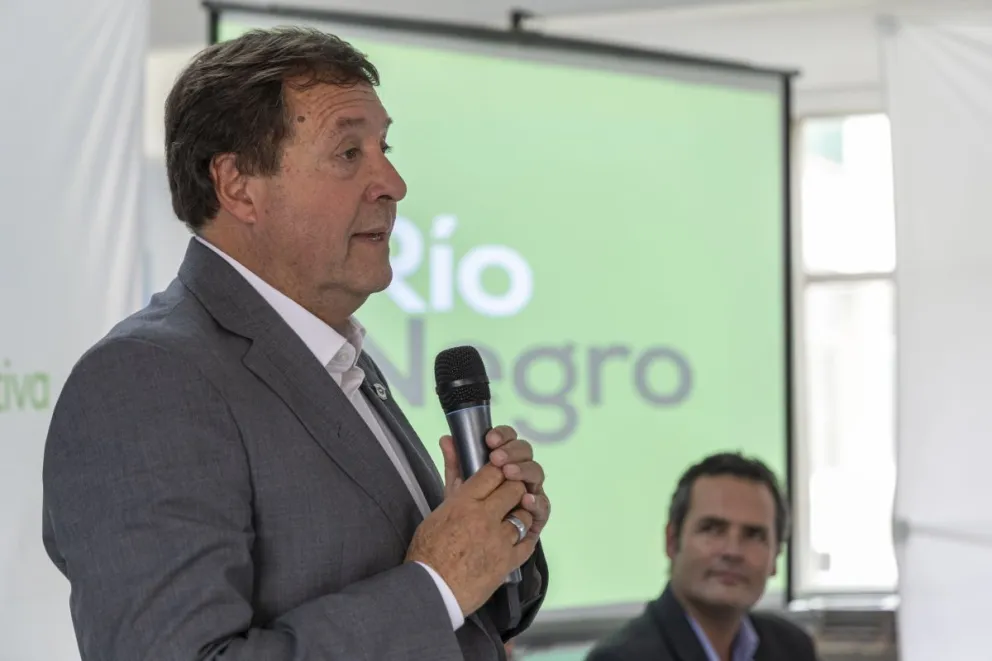 El Gobernador en Chimpay.