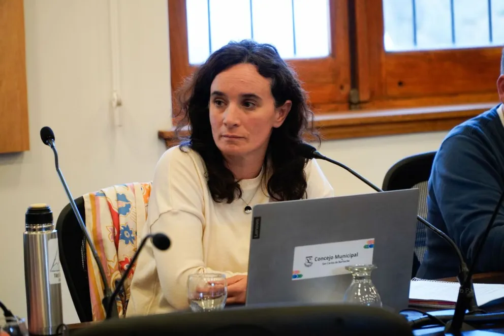 El asesor fue especialmente crítico con el bloque del peronismo y con la concejal denunciante.