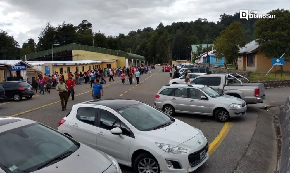 Alto flujo de turistas se registró este fin de semana largo del 1 de mayo por Cardenal Samoré (foto: Diario de Osorno)
