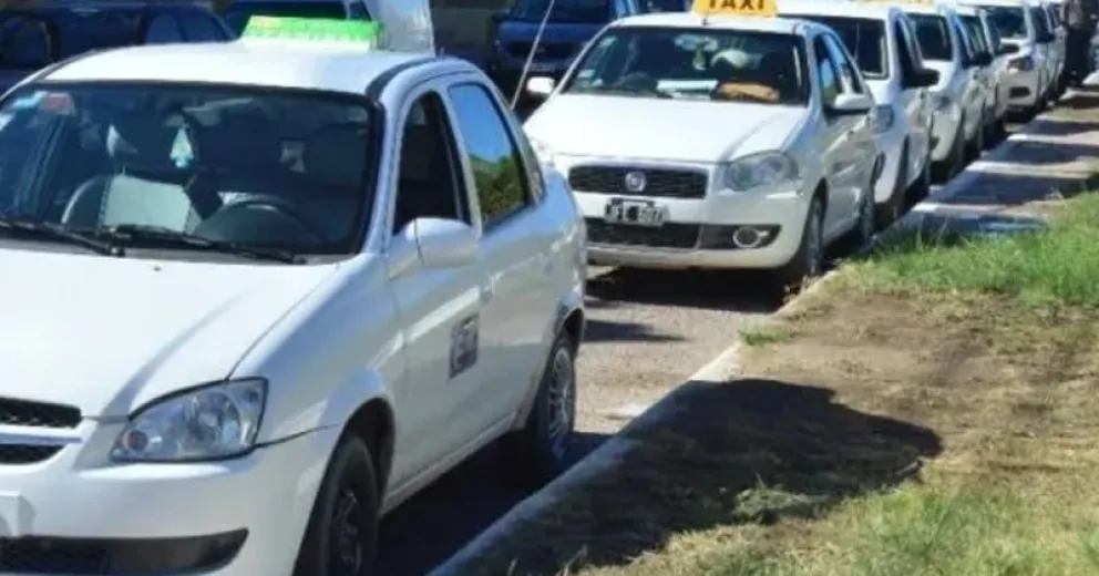 El choque se produjo en la esquina de San Martín y Pelegrini, en San Antonio Oeste.