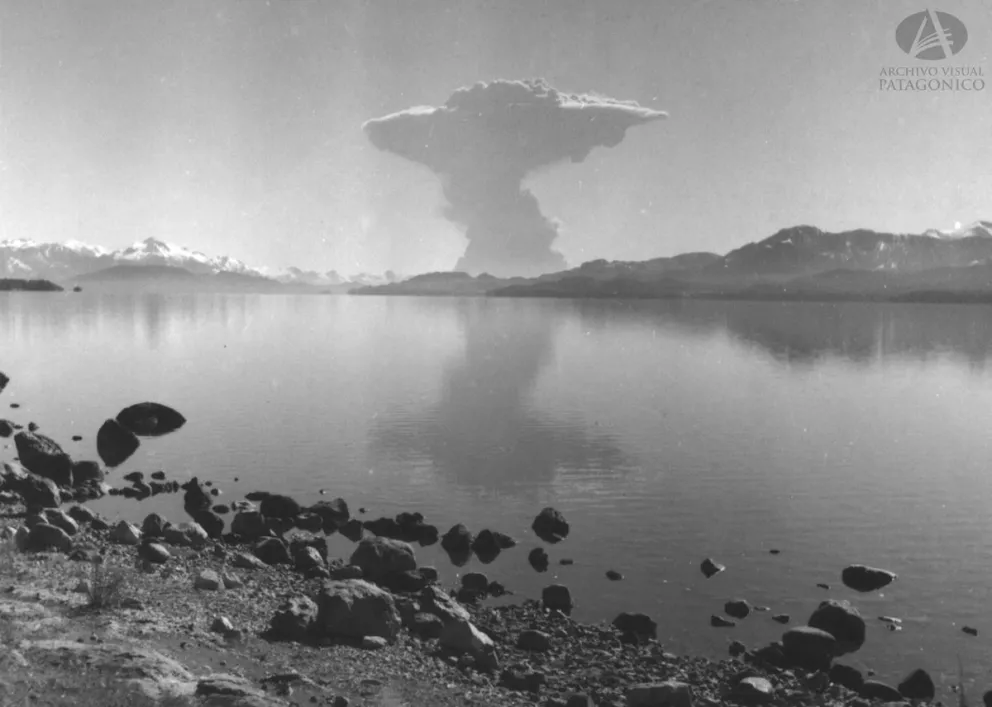 El paso del año recuerda a cada barilochense este fenómeno único / Fotos Archivo Visual Patagónico