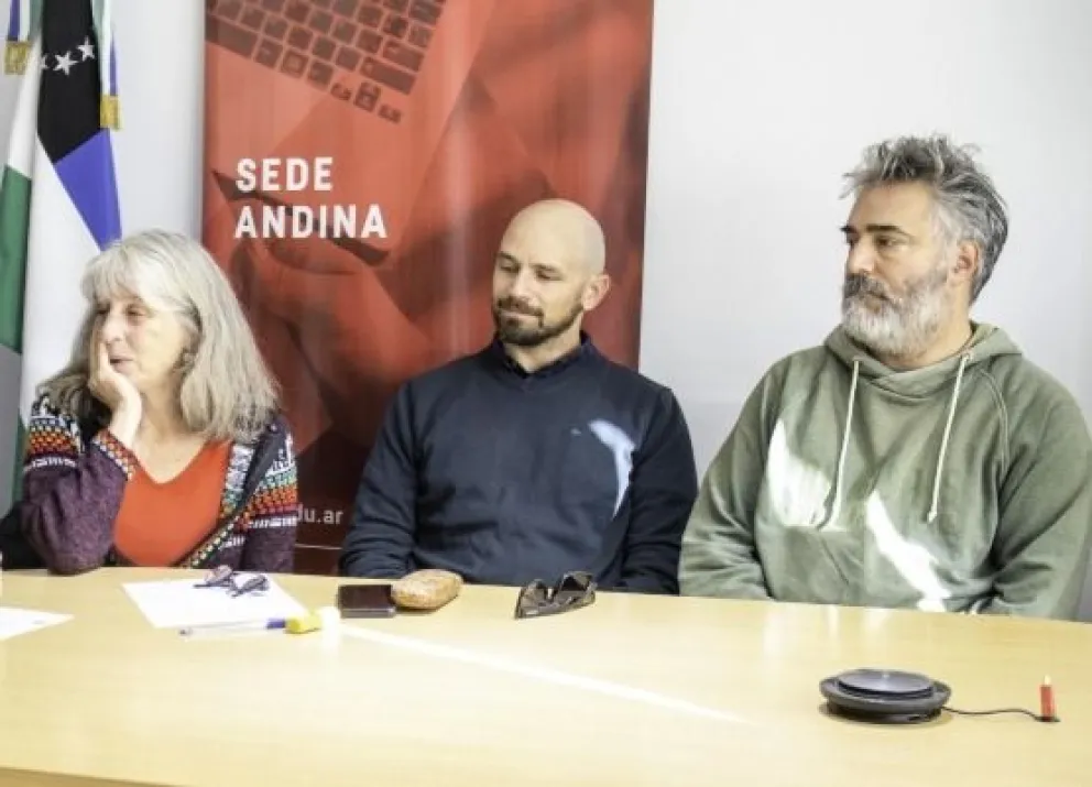 Alicia Tealdi, Santiago Cámpora y Javier Cattáneo, integrantes de Teatrantes.