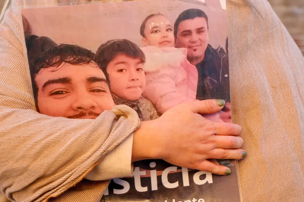 Yamila Legarreta, madre de una de las víctimas y el pedido de justicia en sus manos (Foto: Eugenia Neme)  