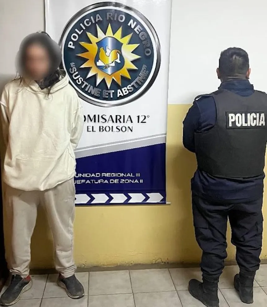 Personal policial tuvo que buscar al cura párroco para que radique la correspondiente denuncia. Foto: gentileza