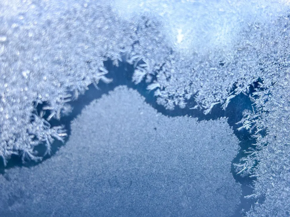 Una jornada que comienza con frío y algo de viento.