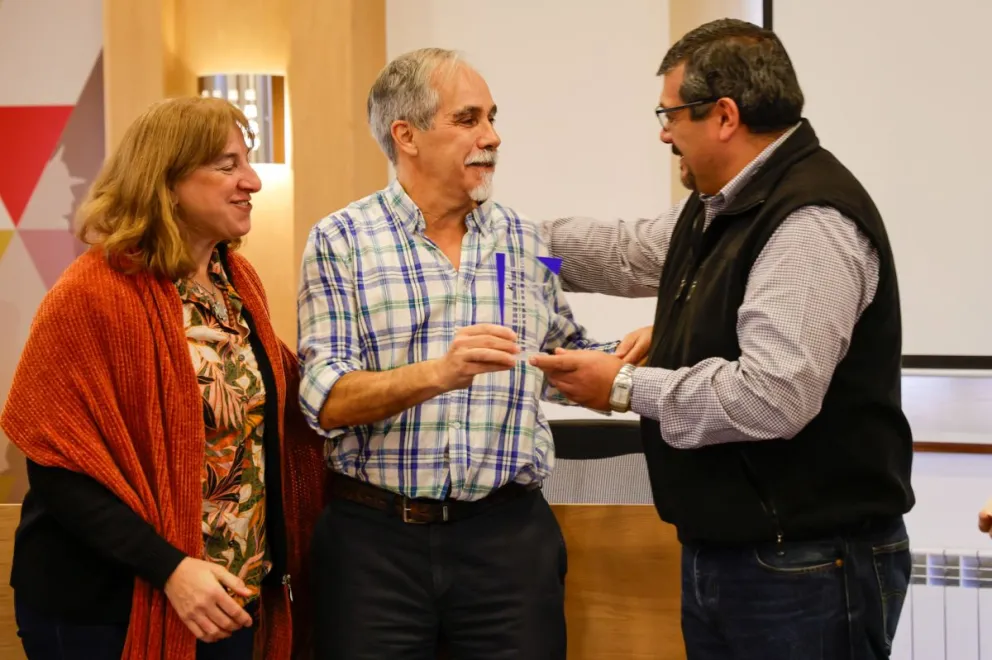 La importancia del aporte a la comunidad / Fotos Euge Neme 