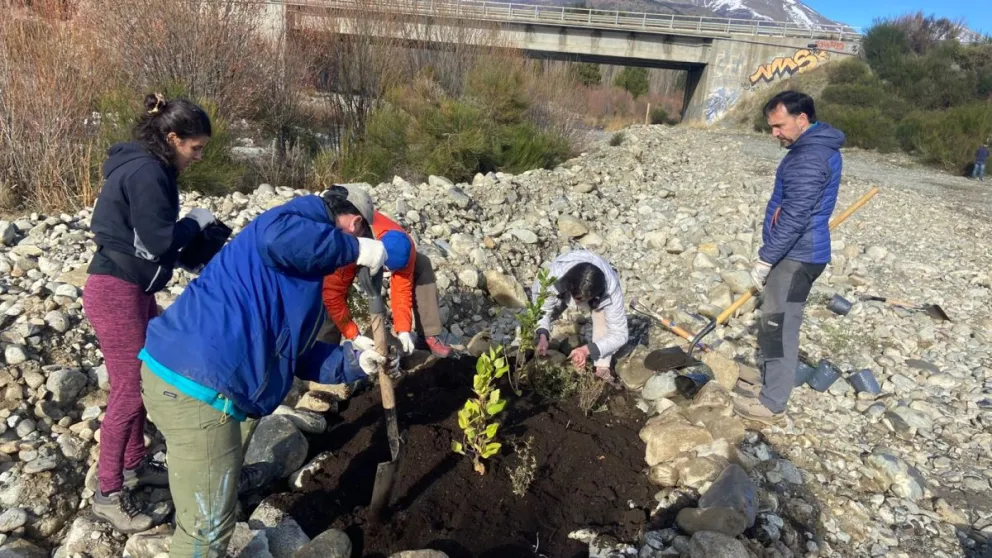 La gente sigue dejando sus residuos en ese sector.