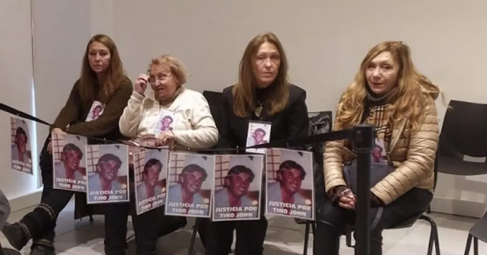 Para los comisarios Soto y Martínez, la pena podría alcanzar cinco años de prisión y diez años de inhabilitación.