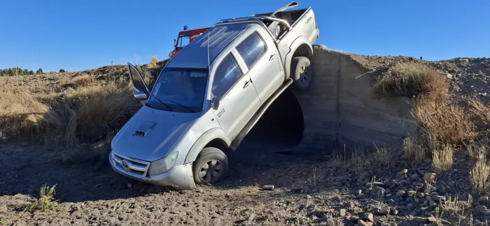  Diversos sectores de la Ruta 23 presentan ripio suelto en dimensiones importantes. Foto: gentileza