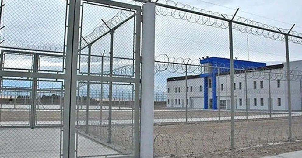Detenidos en la cárcel de Chubut extorsionaban a la gente para obtener dinero.