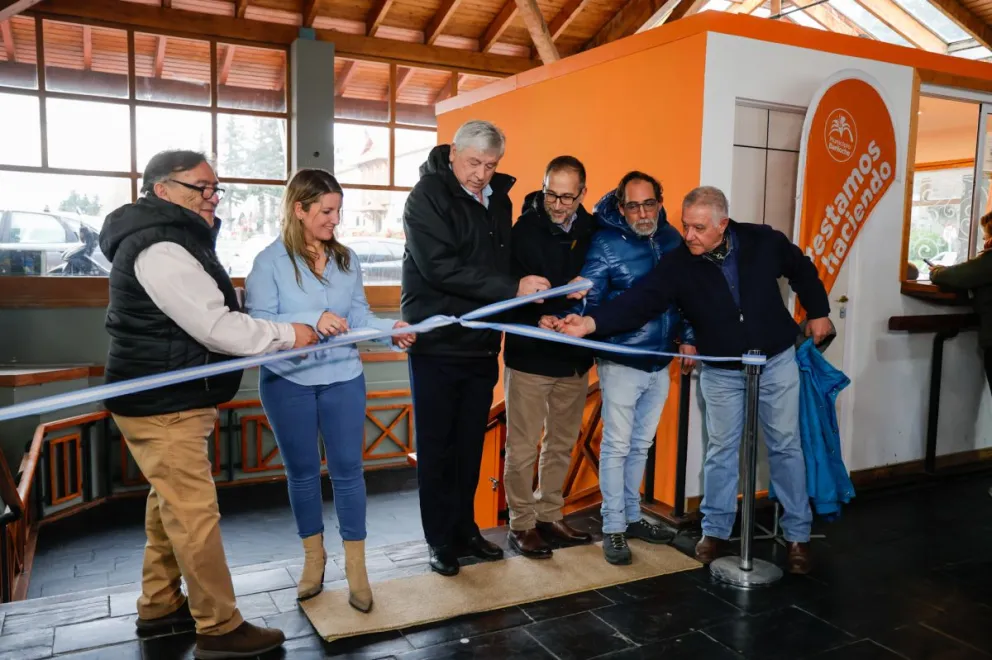 El acto de esta mañana. Foto de Eugenia Neme.