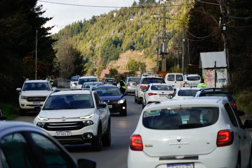 El gobernador y el intendente lo confirmaron en distintos actos celebrados este jueves en Bariloche (foto: Facundo Pardo) 