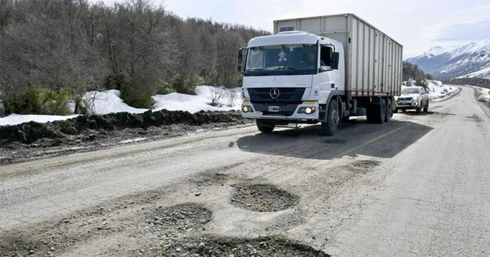 En nuestra provincia no se ve la posibilidad de cobrar peaje a los camiones chilenos.