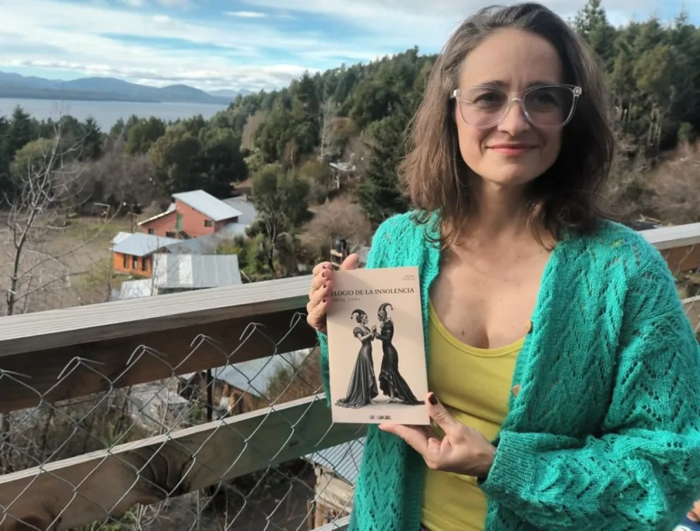 El libro de Julieta Santos salió de imprenta en junio.