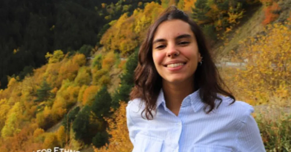 El trabajo premiado forma parte de su tesis doctoral, centrada en los procesos de percepción y adaptación al cambio socioambiental entre agricultoras y agricultores de El Manso y Villa Llanquín.