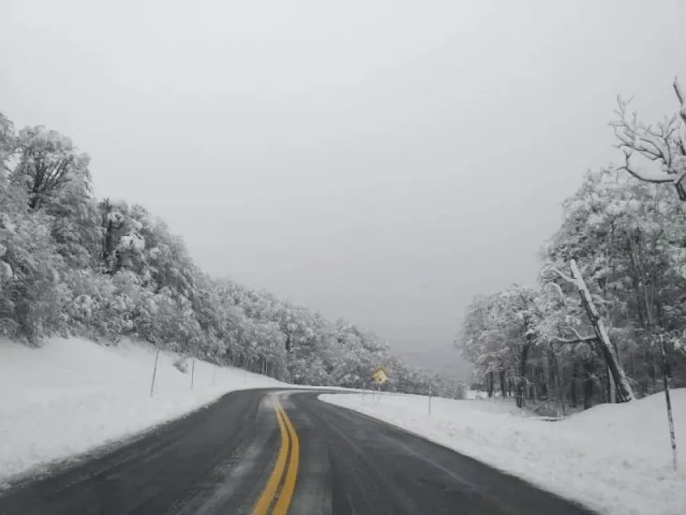 Antes del mediodía emitirán nuevos partes de ambas rutas.