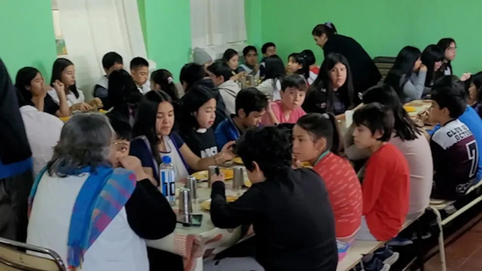 Apuntan a otorgar alimentos más frescos y naturales a los estudiantes de Rio Negro 