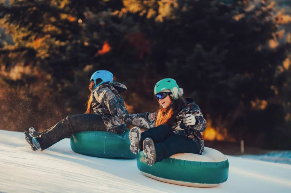 Miles de estudiantes disfrutan de Bariloche cada año.