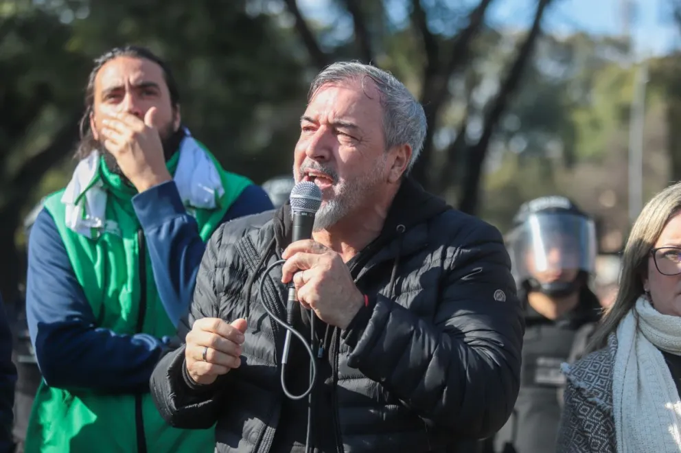 Aguiar afirma que el gobierno "nos declaró la guerra" 