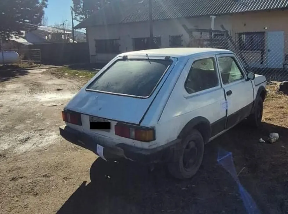 Efectivos de la Comisaría 42 procedieron al secuestro del vehículo. Foto: gentileza