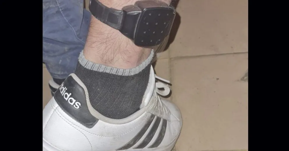 Debía cumplir prisión domiciliaria aunque eligió volver a delinquir.