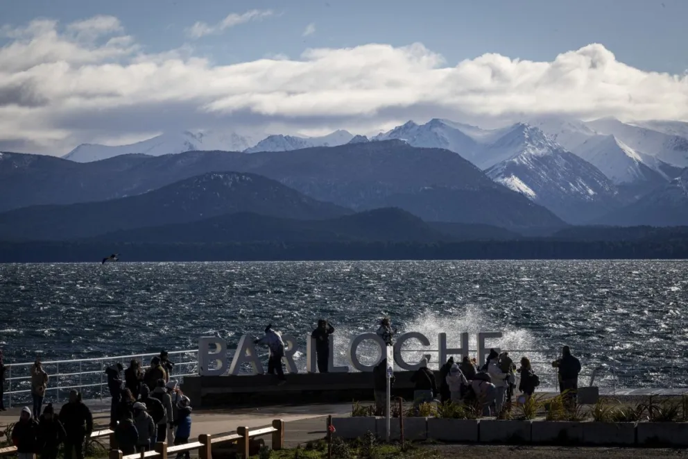 Conecta educación, empleo y desarrollo productivo sostenible. 
