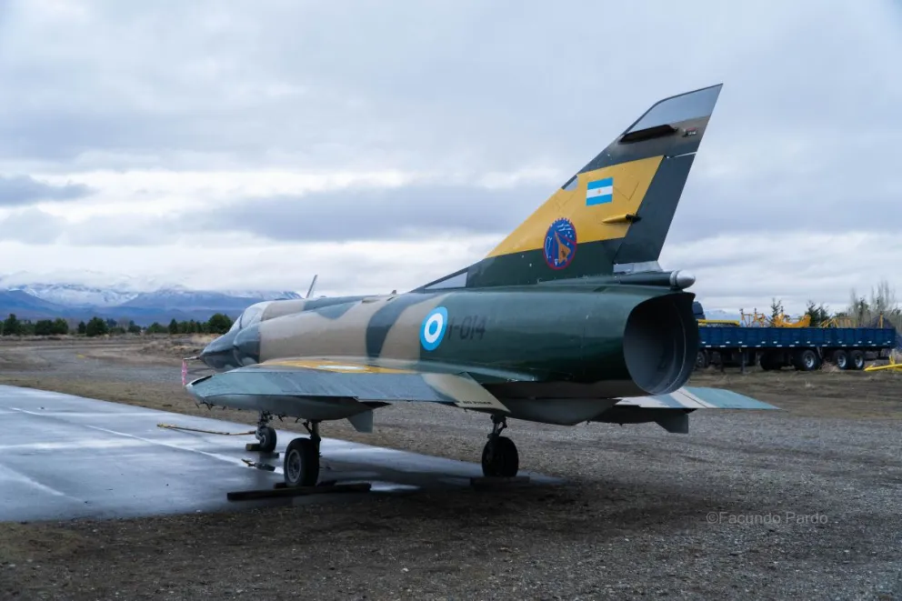 Realizarán un importante despliegue de seguridad para el traslado de la aeronave. Foto: Facundo Pardo