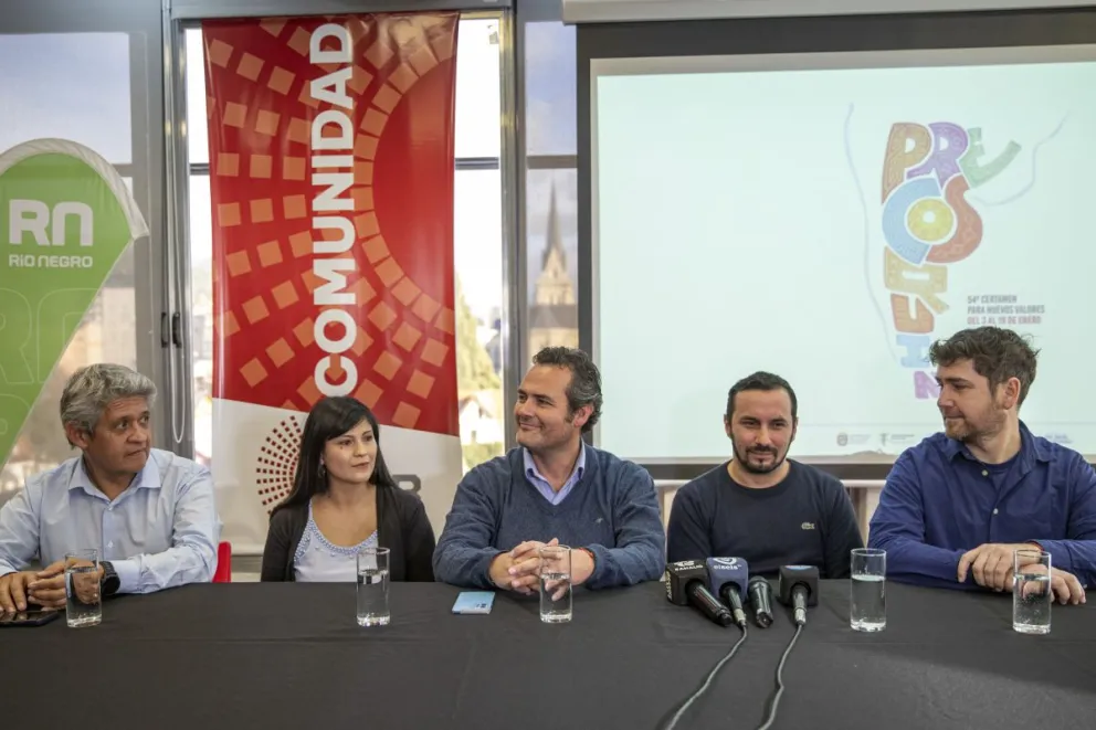 Las autoridades en un anuncio importante para toda la región / Fotos Euge Neme 