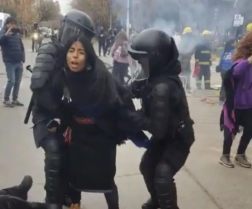 Fueron detenidos 17  miembros de distintas comunidades que se encontraban instalados en el lugar (foto: Cipo 360)