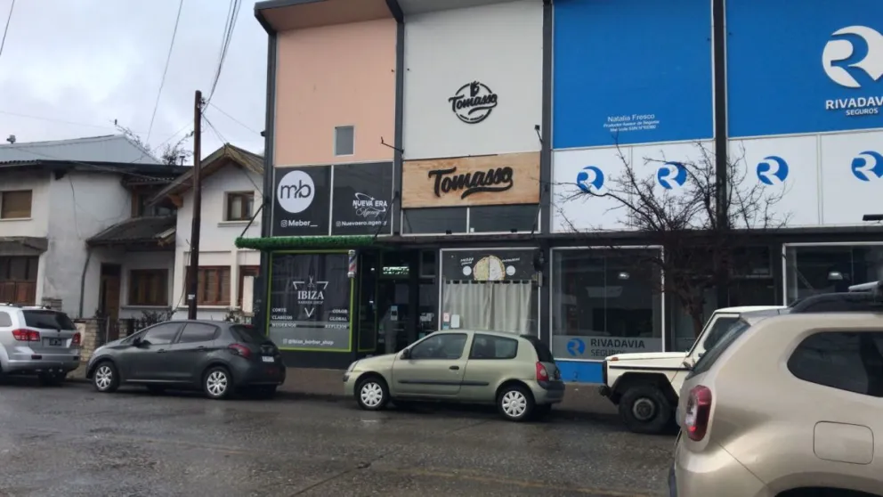 Se robaron absolutamente todo de un local comercial ubicado en pleno centro de Bariloche 