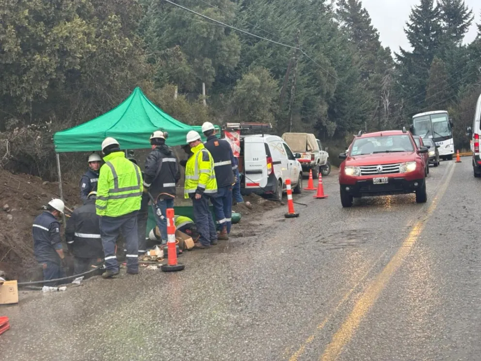 Vuelta a casa complicada por demoras en Pioneros (fotos: Eugenia Neme) 