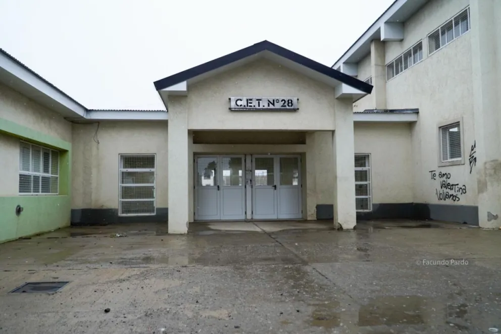 Es fundamental respetar los plazos del 15 al 26 de septiembre, ya que la falta de documentación podría excluir a los estudiantes del sorteo inicial